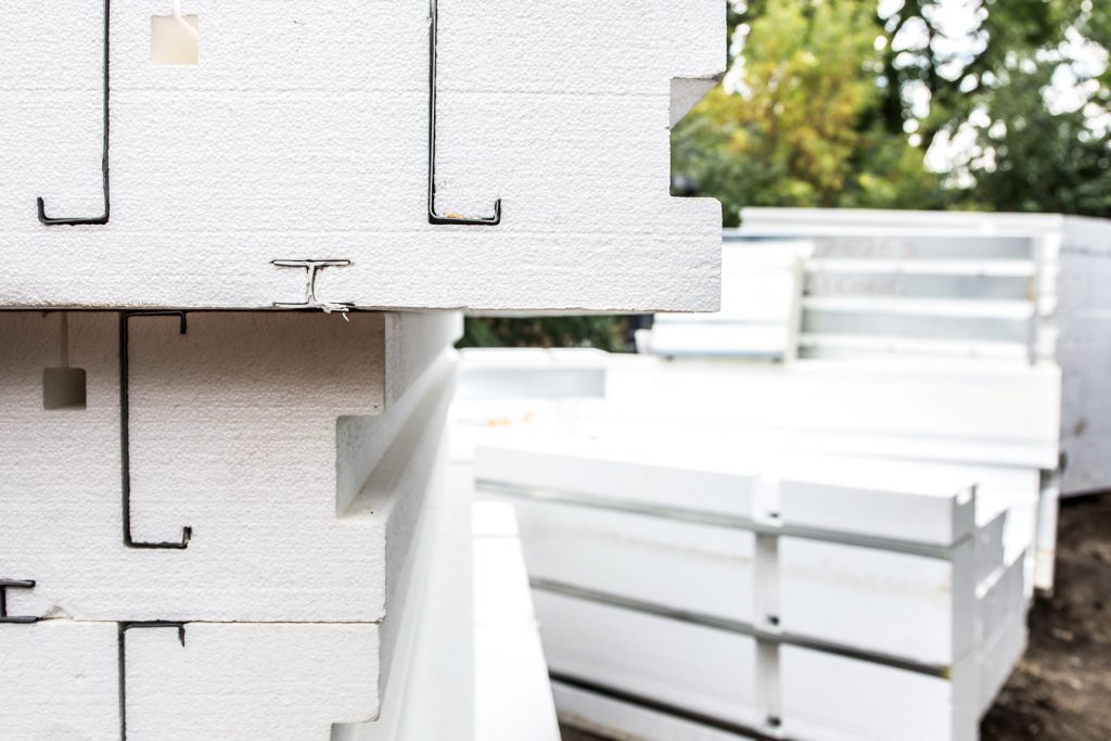 PolyCore with Exterior Framing Member for Facade Cross Section ()